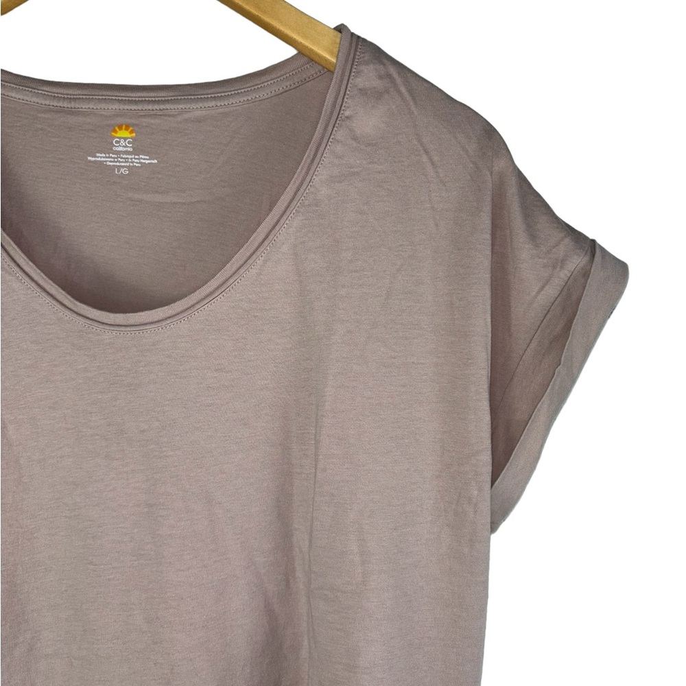 Like New C&C California Scoop Neck T-Shirt Large Mauve Light Pink